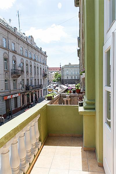 Apartment Vozle Teatra Opery I Baleta Лвив Екстериор снимка